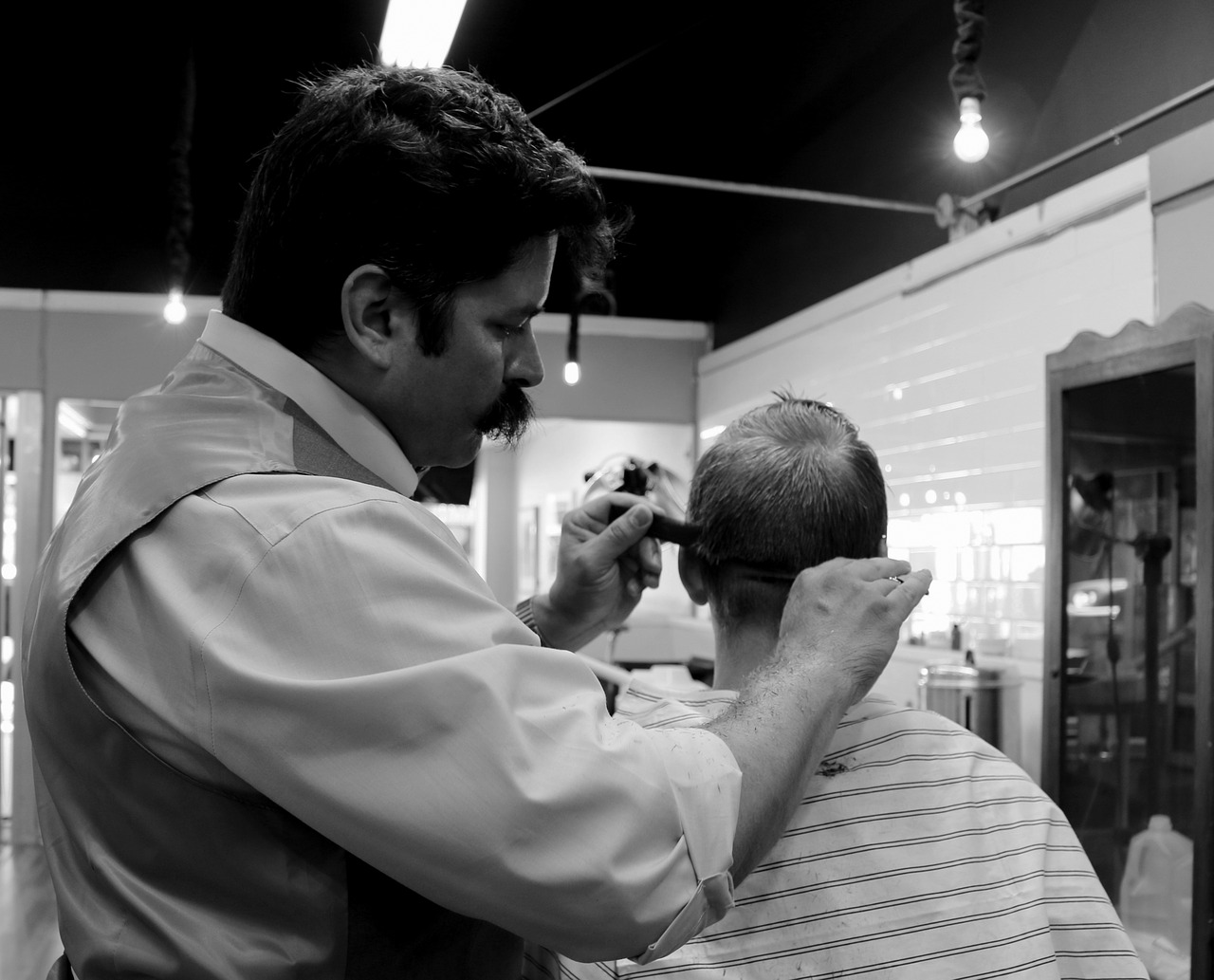 Haircut Missoula Barber The Hair Headquarters